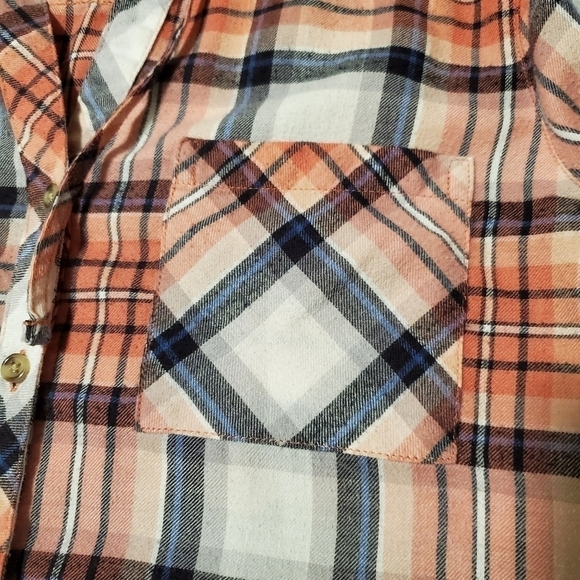 mySTYLE Plaid Flannel Button Down Shirt Hooded Oversized Long Sleeves Pink Blue - Picture 9 of 13